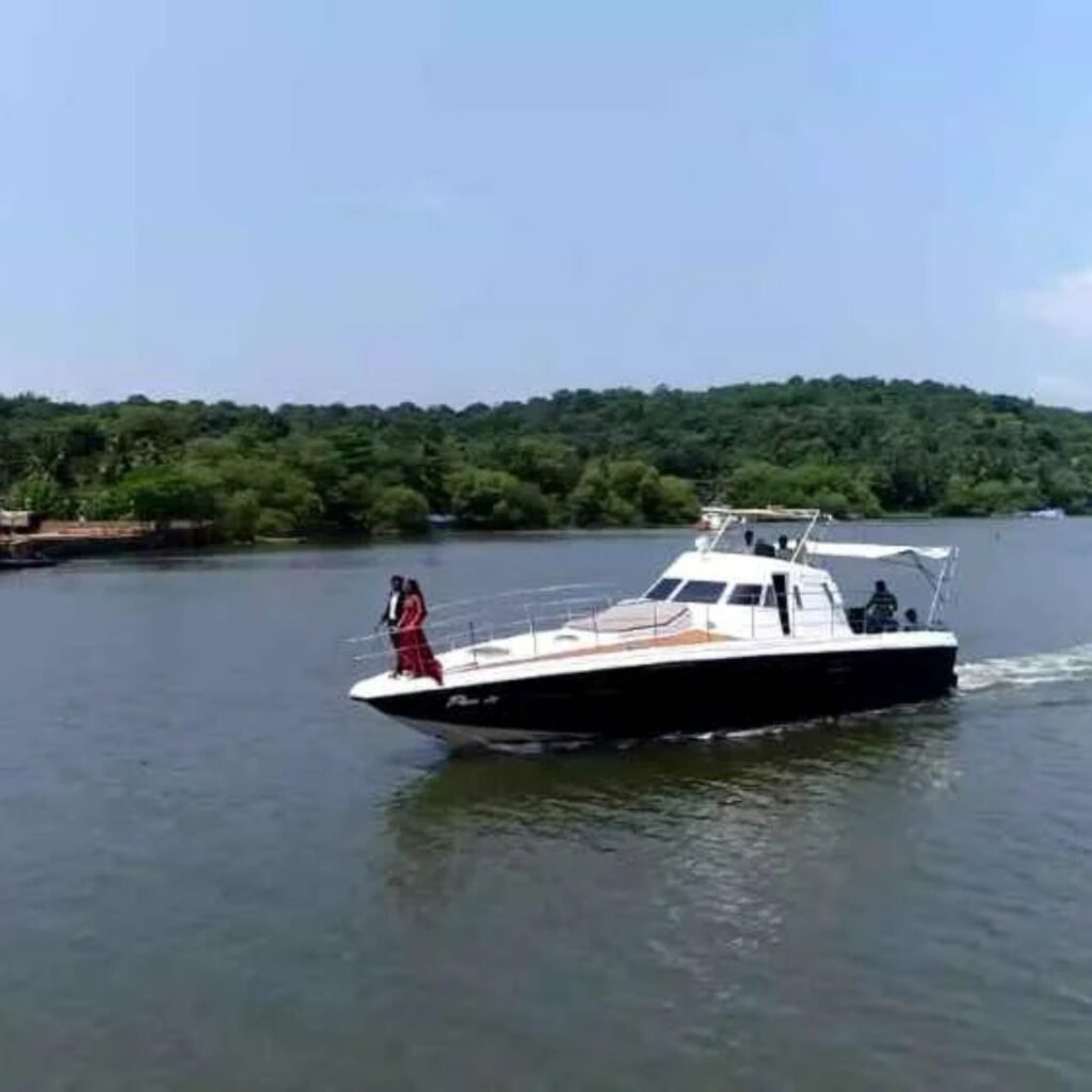 Yachts in Goa 6